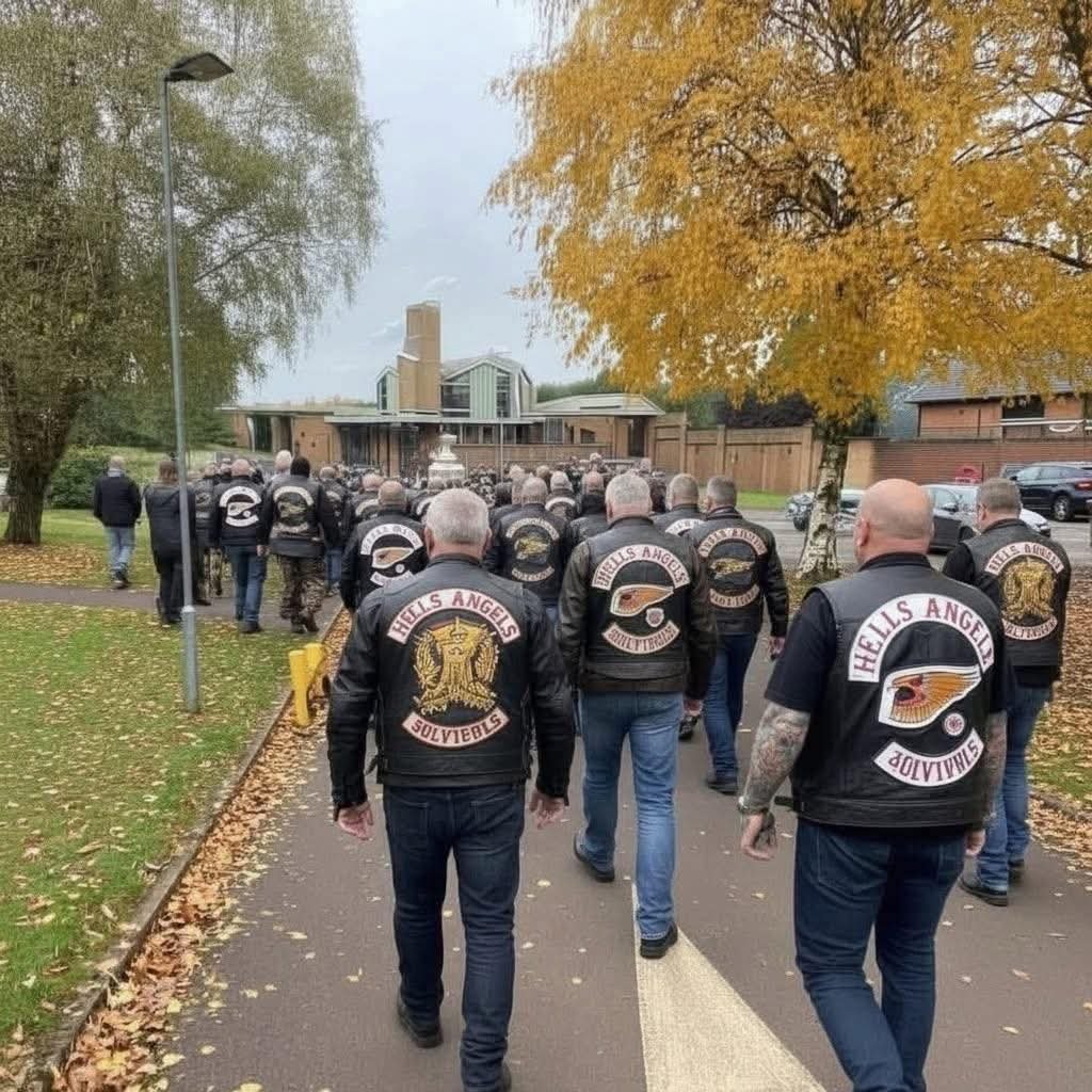 100s of Bikers Showed Up At Our Door After I Posted My Son Couldn’t Go To Prom Because Of His Wheelchair