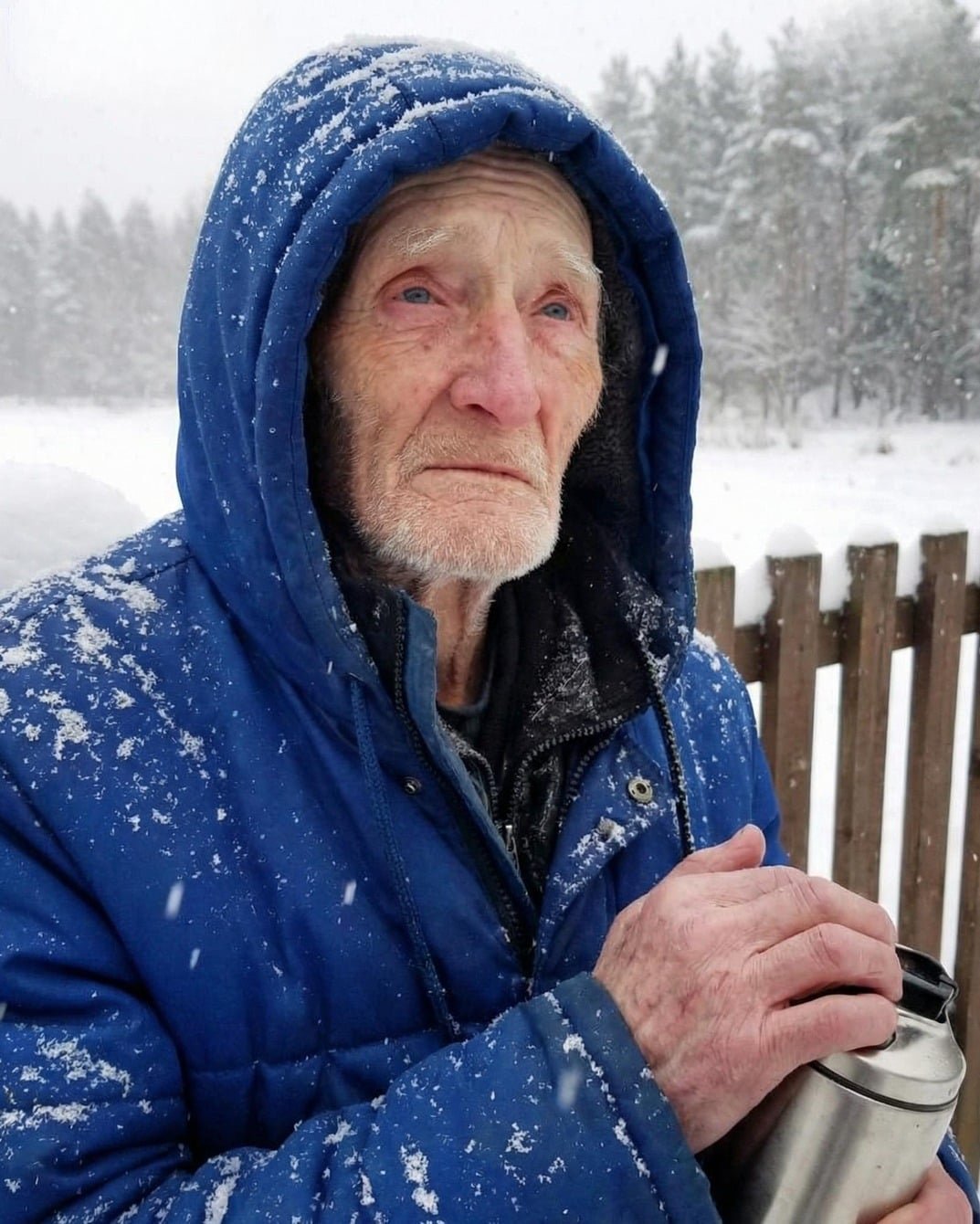 A Kind Gesture to a Stranger Led to an Unexpected Warning on Christmas Eve